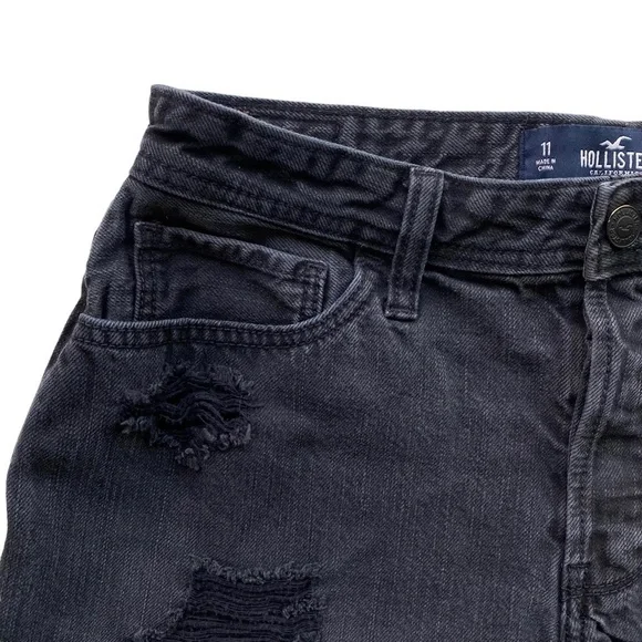 ✅Hollister Womens Jean Shorts Size 11 30 Black High Rise Mom Short 3” Distressed - Picture 3 of 9
